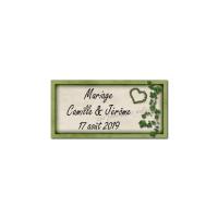 Etiquette dragées vert et crème avec des feuilles de lierres