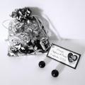 sachet en organza avec fleur noir argentée